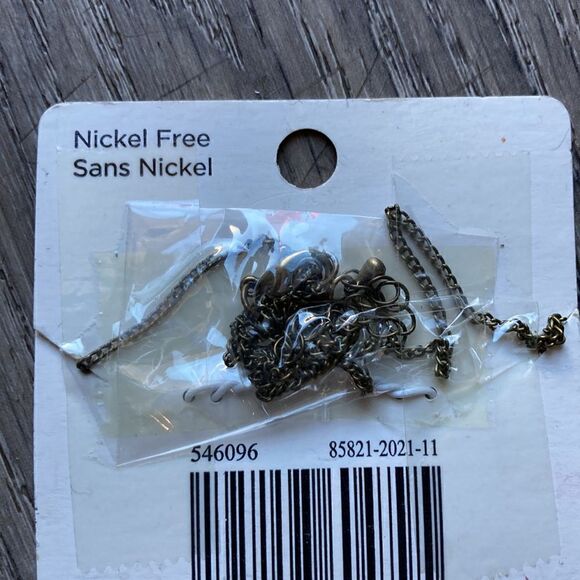 Steampunk Gears Necklace - Picture 3 of 3